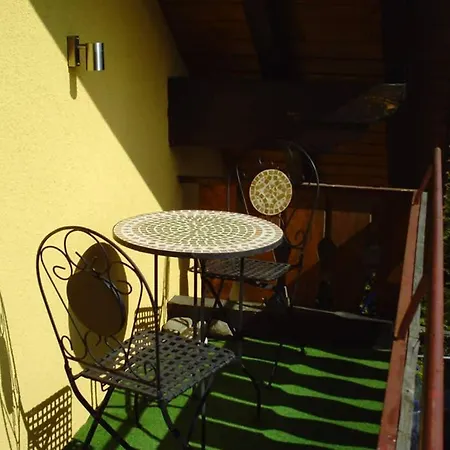 Gemuetliches Mit Wohnkueche Und Balkon * Залем