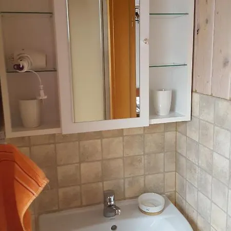 Апартаменты Gemuetliches Mit Wohnkueche Und Balkon Залем