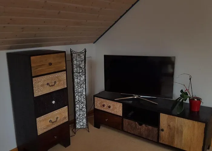 Gemuetliches Mit Wohnkueche Und Balkon *